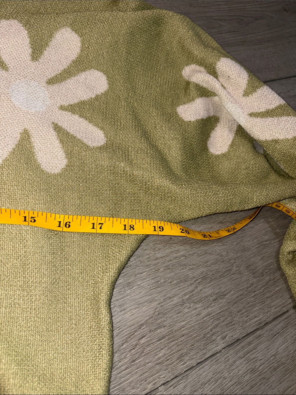 Ekouaer Olive Green Floral Crewneck Sweater size small - Picture 7 of 8